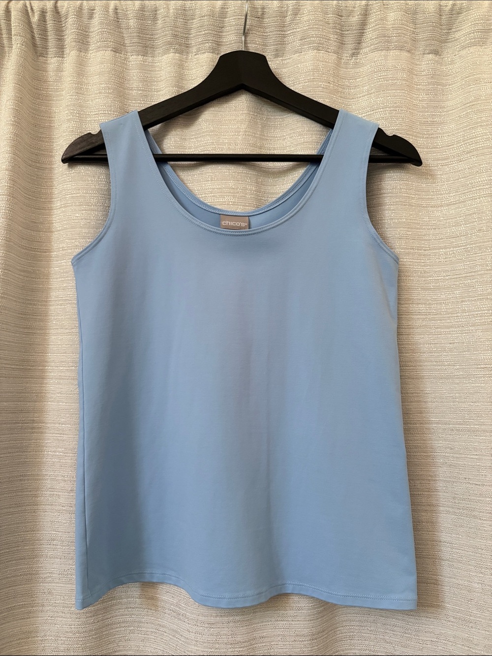 Chico's Small Light Blue Classic Fit Sleeveless Scoop Neck Tank Top